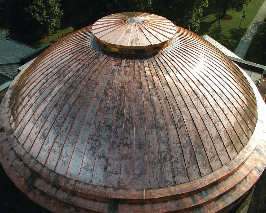 Craftsman Roofing crew installing a new roof in Grundys Corner